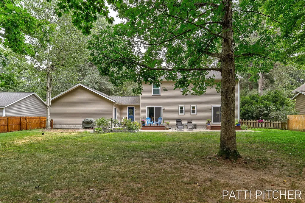 13369 Forest Park Drive Grand Haven Charter Township MI 49417