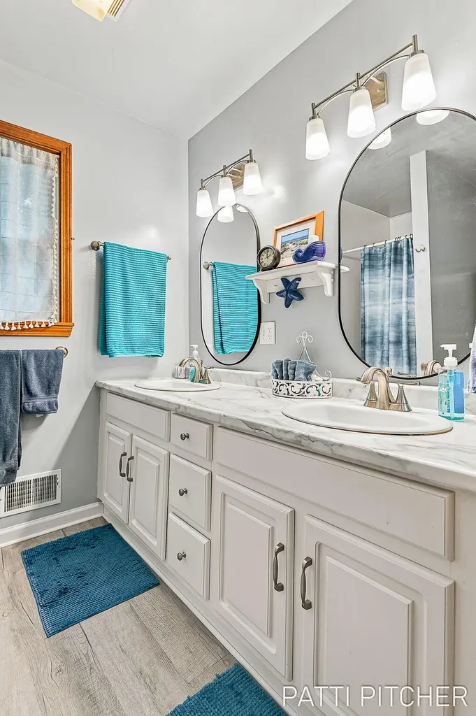 13369 Forest Park Drive Grand Haven Charter Township MI 49417