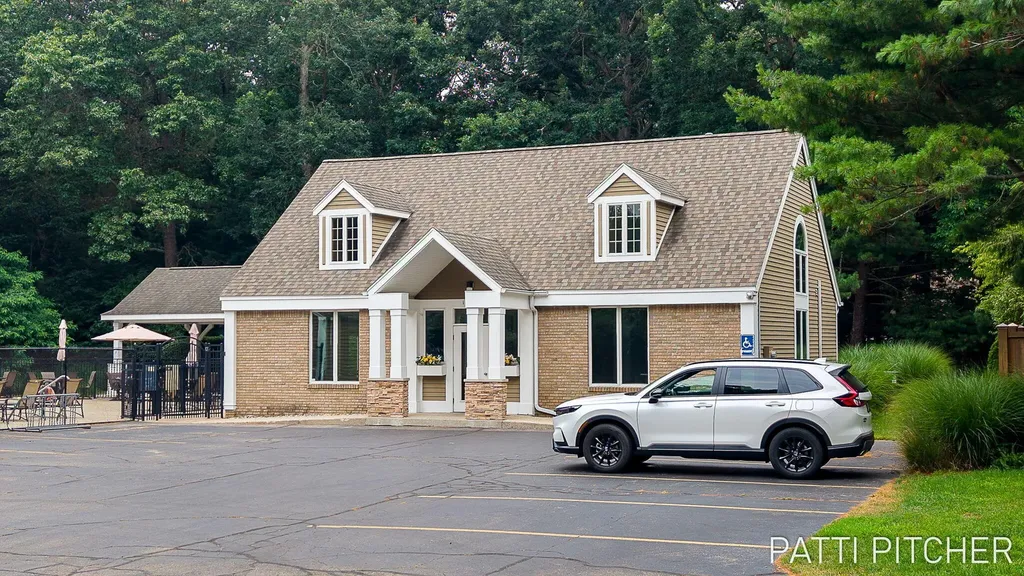13369 Forest Park Drive Grand Haven Charter Township MI 49417