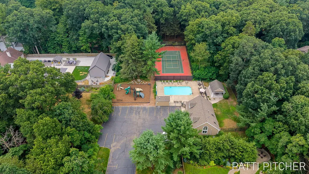 13369 Forest Park Drive Grand Haven Charter Township MI 49417