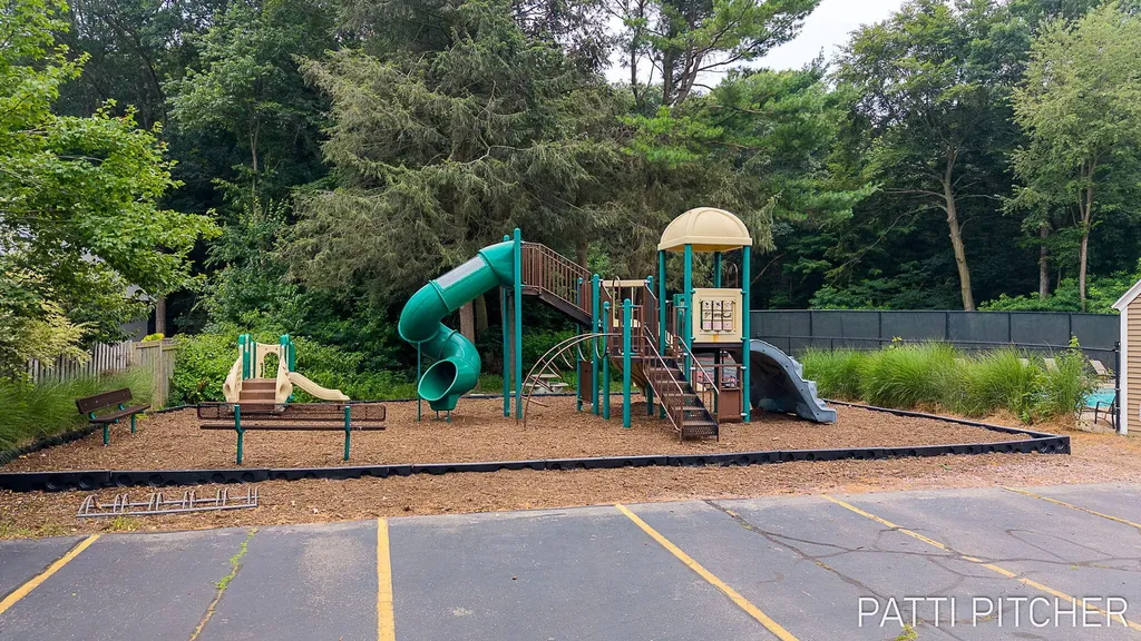 13369 Forest Park Drive Grand Haven Charter Township MI 49417