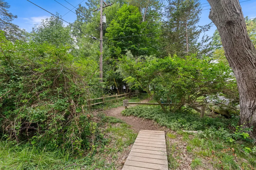7126 Ridgeway Street Ganges Township MI 49408