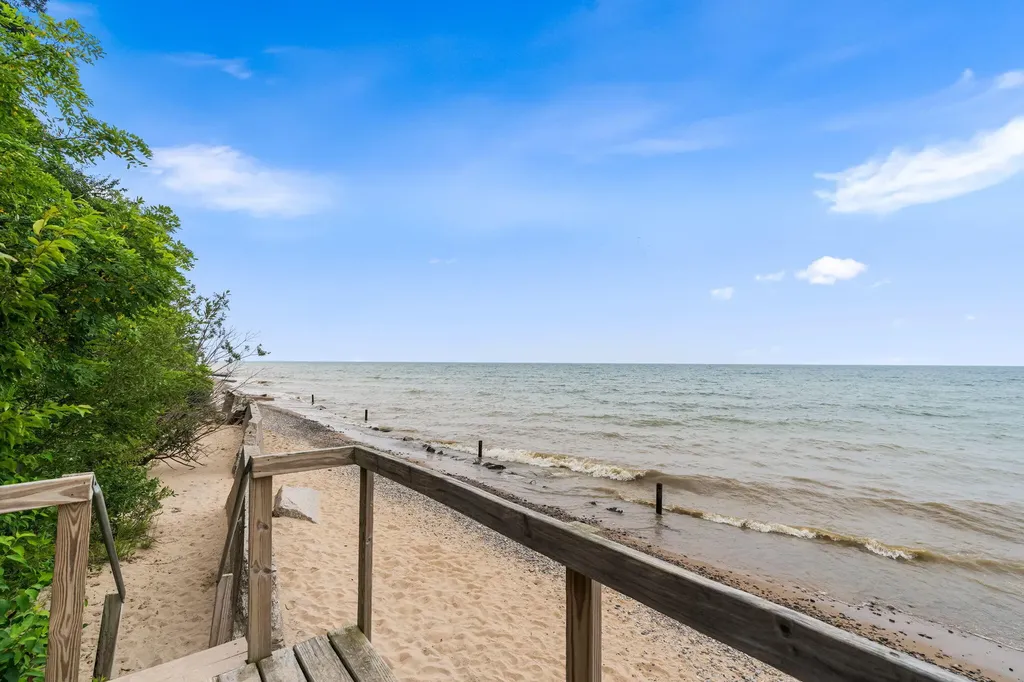 7126 Ridgeway Street Ganges Township MI 49408
