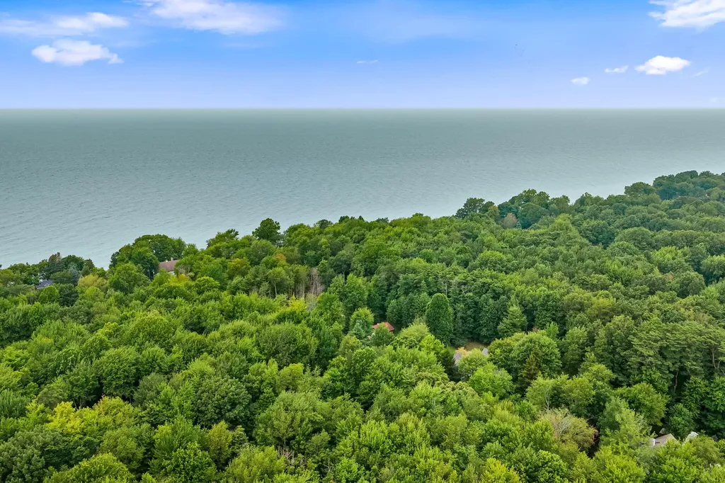 7126 Ridgeway Street Ganges Township MI 49408
