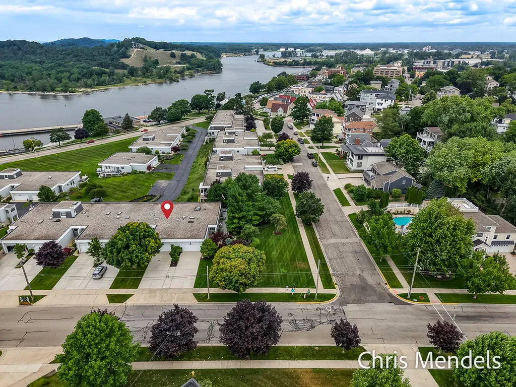 29 Sherman Avenue Grand Haven City MI 49417