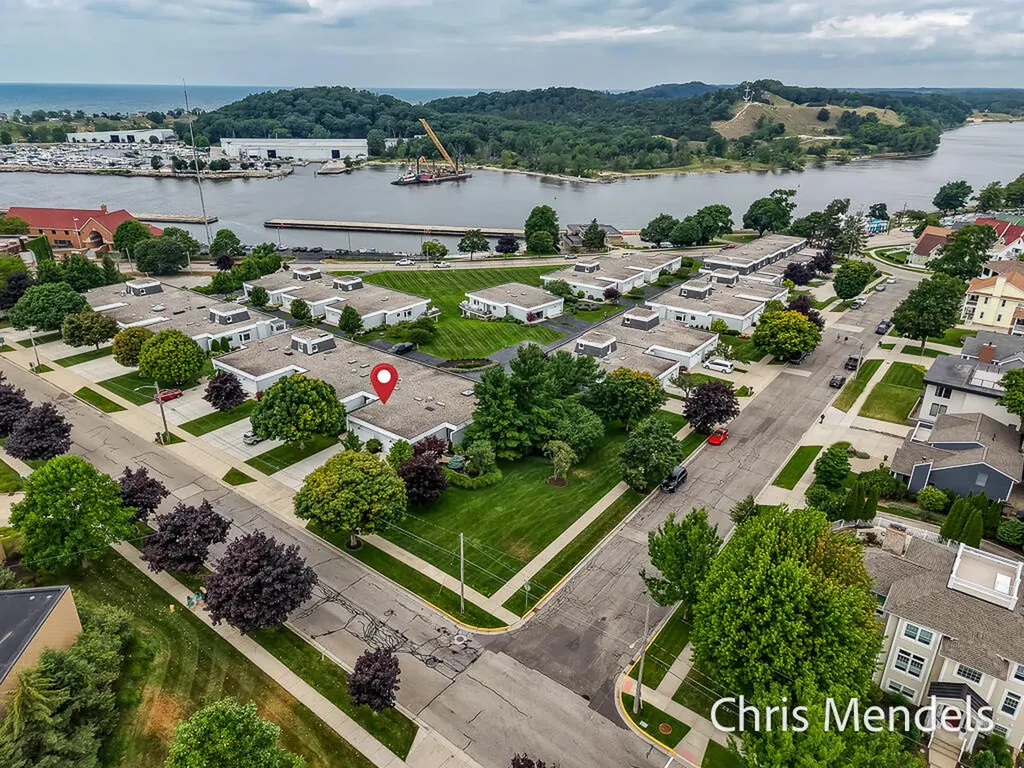 29 Sherman Avenue Grand Haven City MI 49417