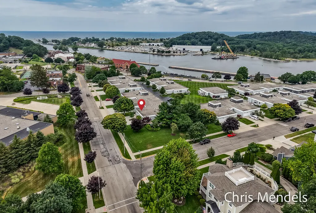 29 Sherman Avenue Grand Haven City MI 49417