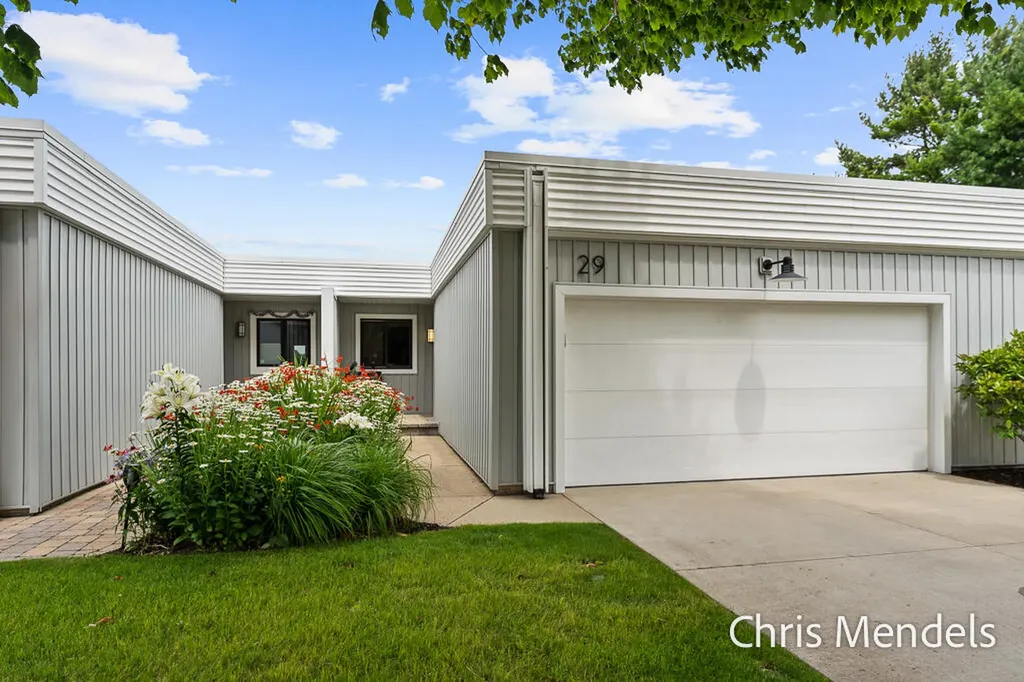 29 Sherman Avenue Grand Haven City MI 49417