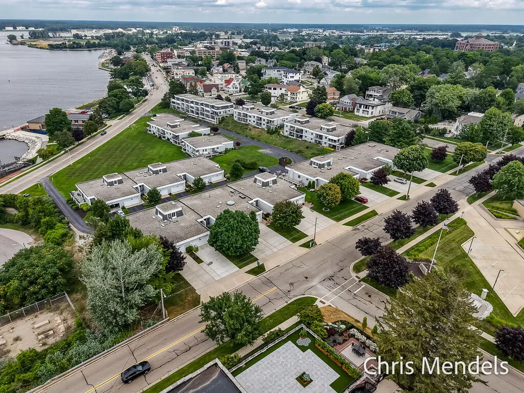 29 Sherman Avenue Grand Haven City MI 49417