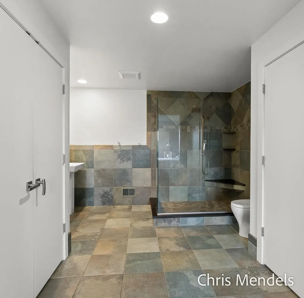 29 Sherman Avenue Grand Haven City MI 49417