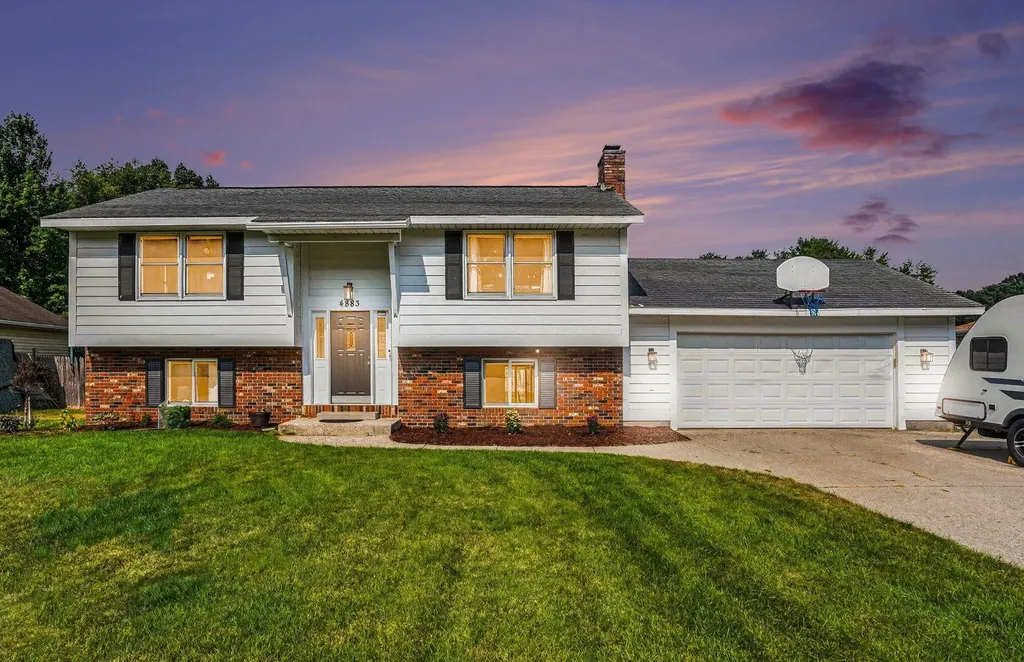 4883 Stanwood Street Norton Shores City MI 49441