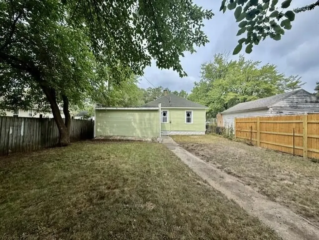 1486 Winters Street Muskegon City MI 49442