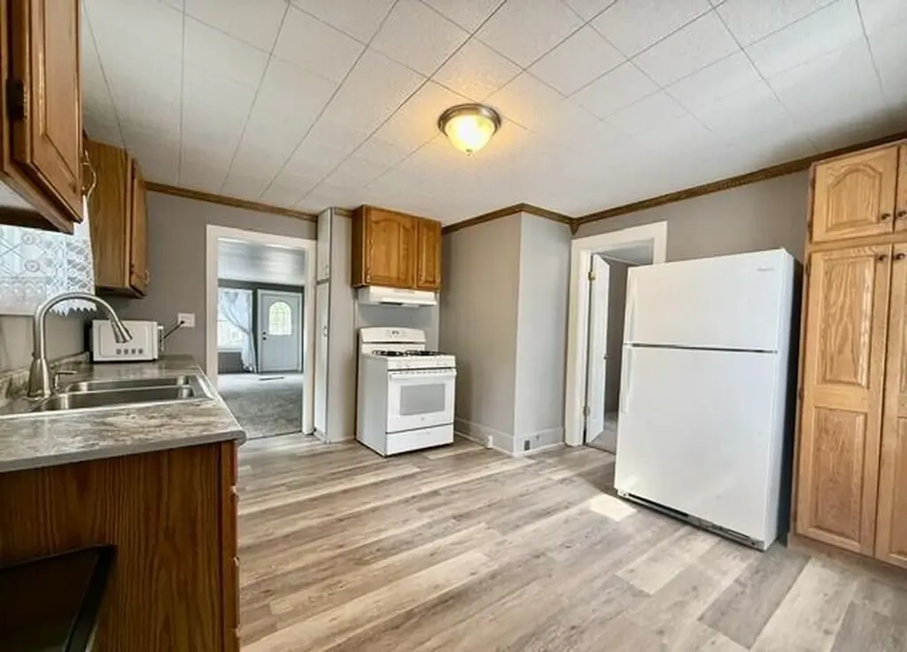 1486 Winters Street Muskegon City MI 49442