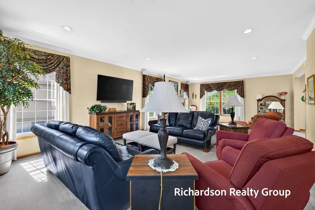 18657 Sioux Drive Spring Lake Township MI 49456