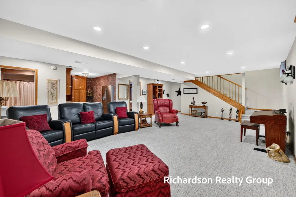 18657 Sioux Drive Spring Lake Township MI 49456