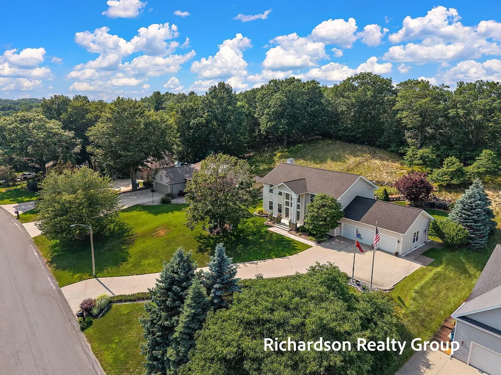 18657 Sioux Drive Spring Lake Township MI 49456