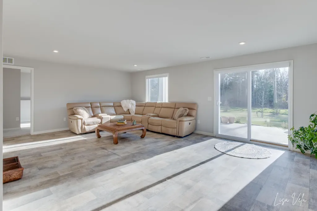 1309 Waterpoint Court Whitehall City MI 49461