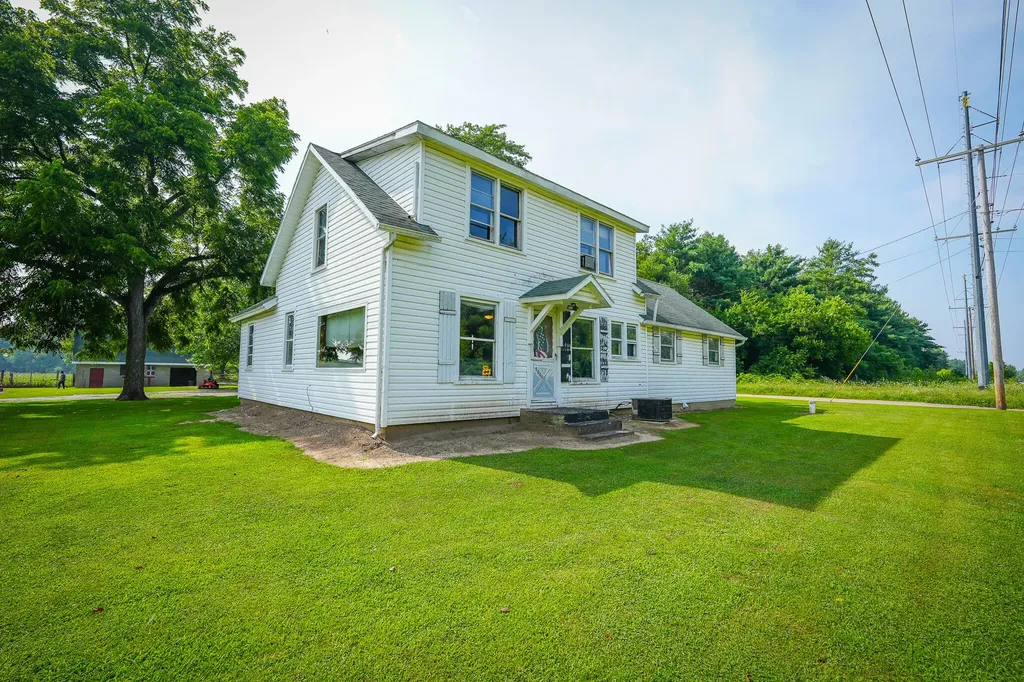 50002 M 51 N Silver Creek Township MI 49047