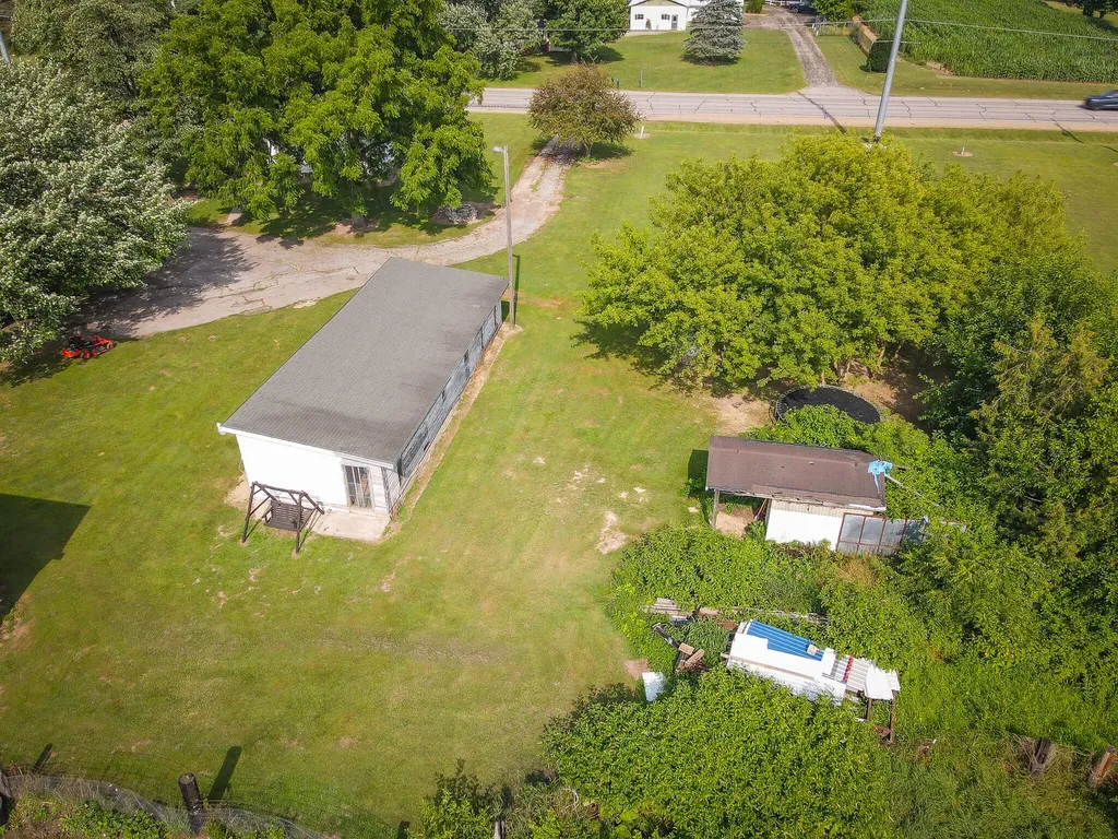 50002 M 51 N Silver Creek Township MI 49047