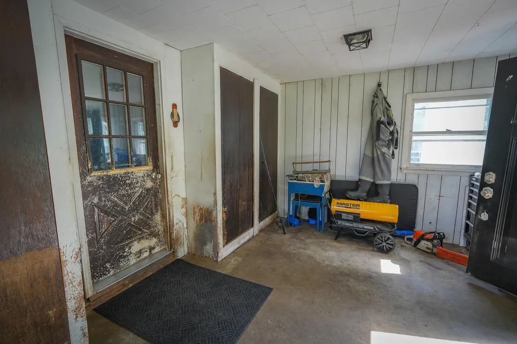 50002 M 51 N Silver Creek Township MI 49047