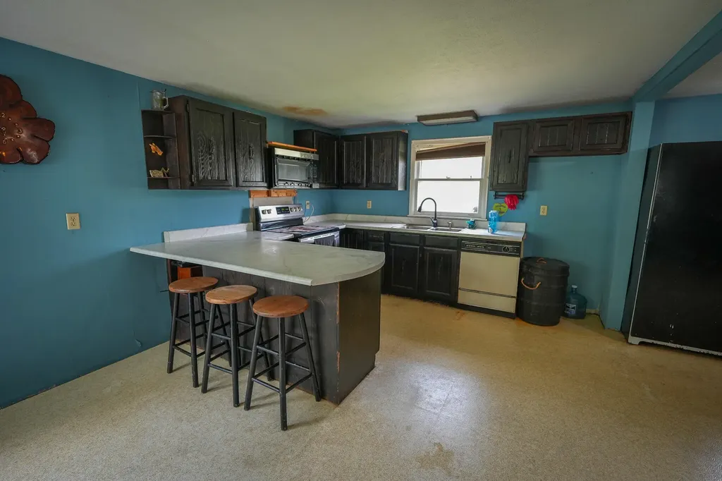 50002 M 51 N Silver Creek Township MI 49047