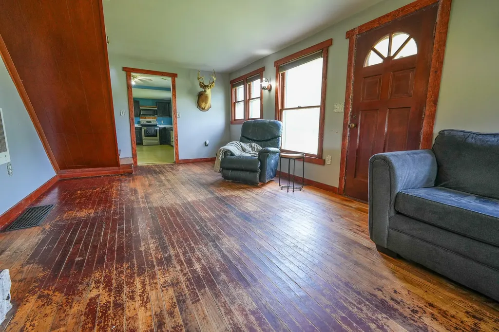 50002 M 51 N Silver Creek Township MI 49047
