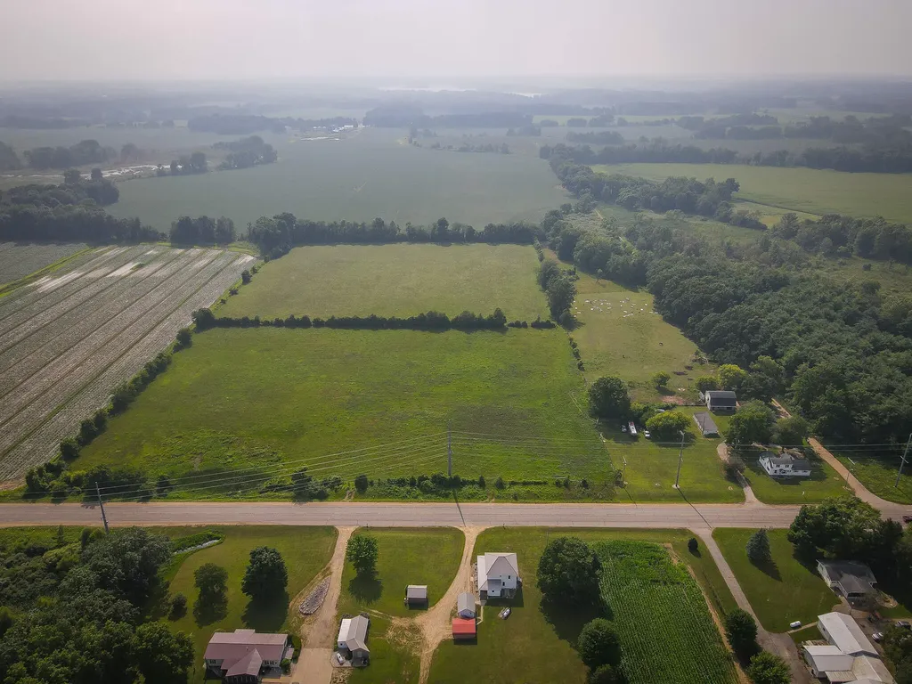 50002 M 51 N Silver Creek Township MI 49047