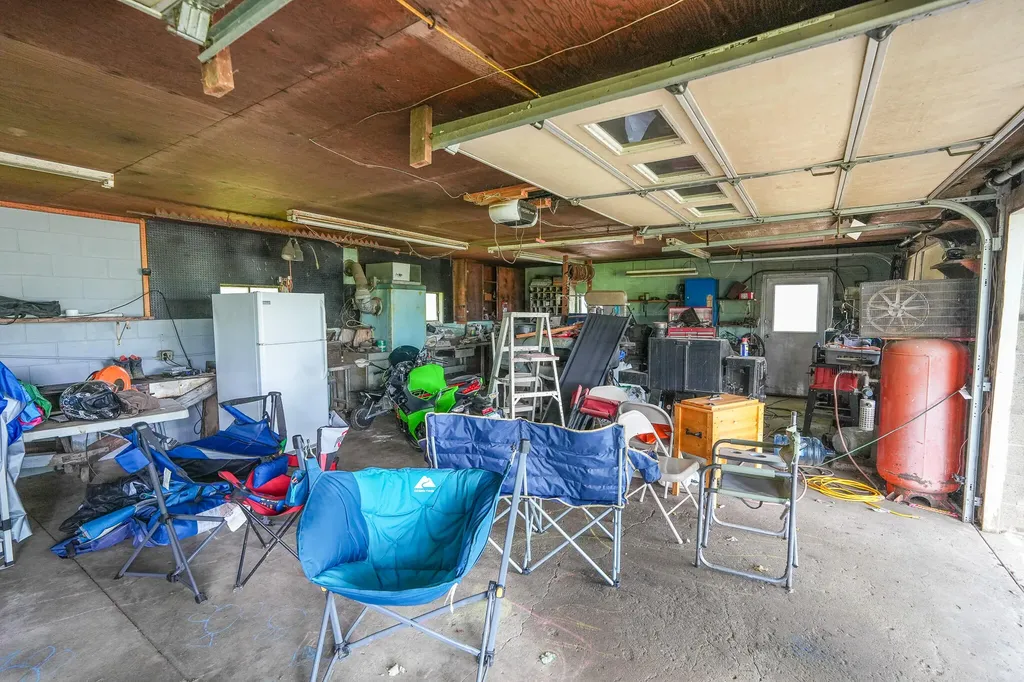 50002 M 51 N Silver Creek Township MI 49047