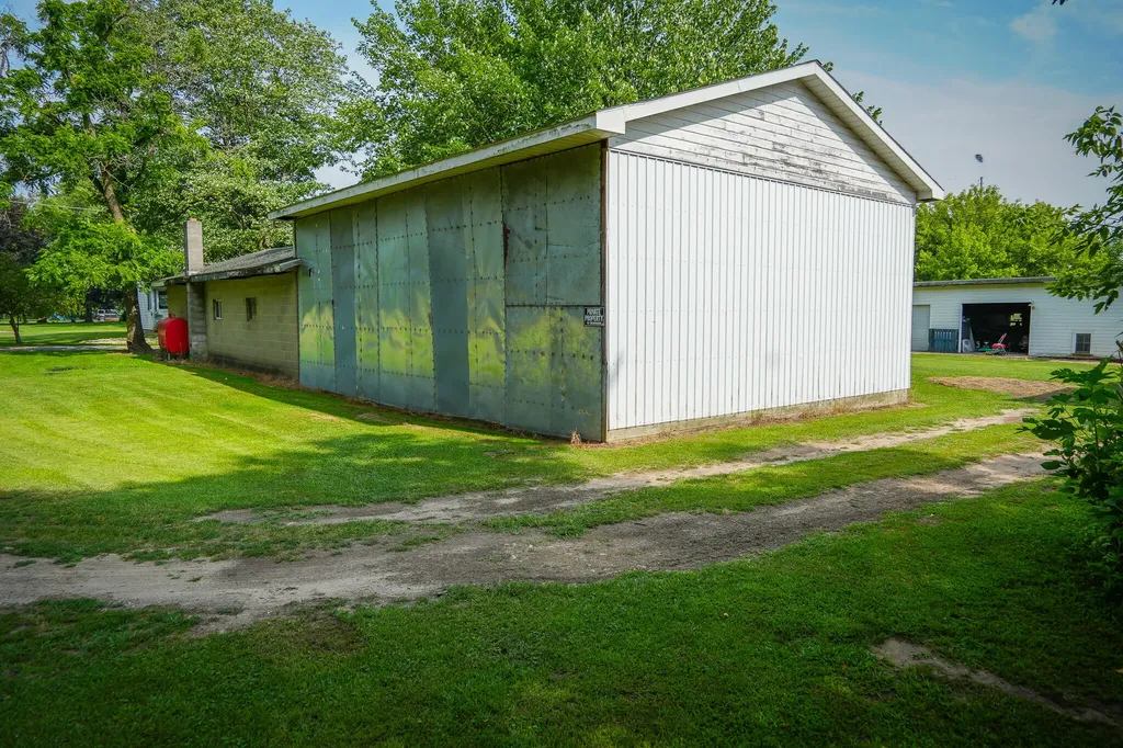 50002 M 51 N Silver Creek Township MI 49047