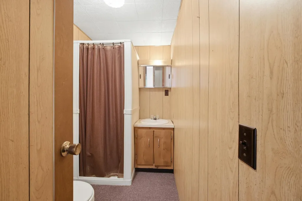 3656 Macarthur Road Muskegon Charter Township MI 49442