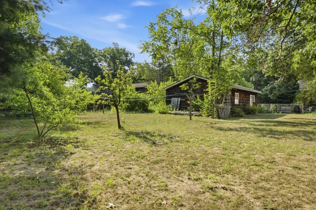 3656 Macarthur Road Muskegon Charter Township MI 49442