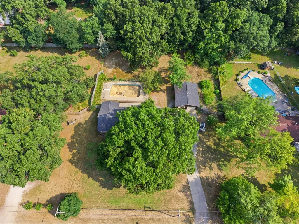 3656 Macarthur Road Muskegon Charter Township MI 49442