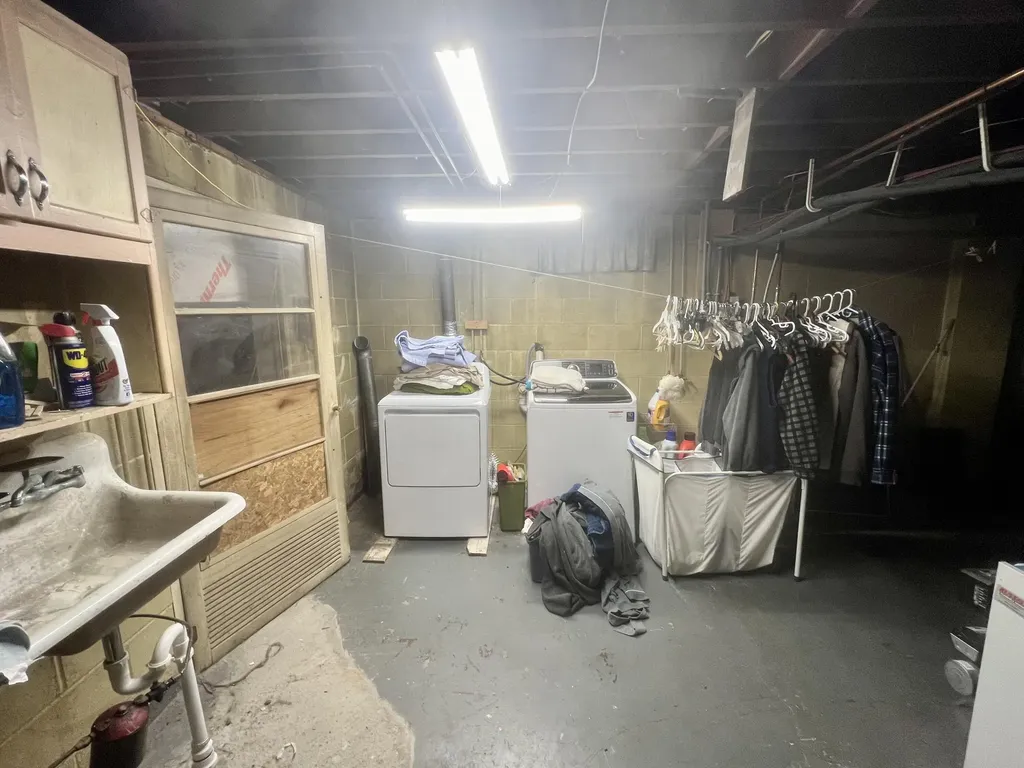 15747 Coral Road Unknown City MI 49322