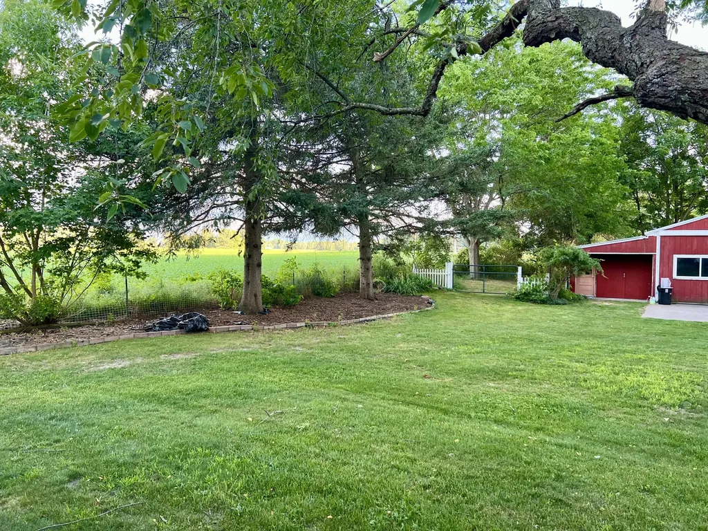 15747 Coral Road Unknown City MI 49322