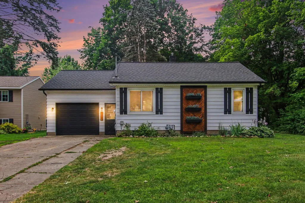 350 E Superior Street Wayland City MI 49348