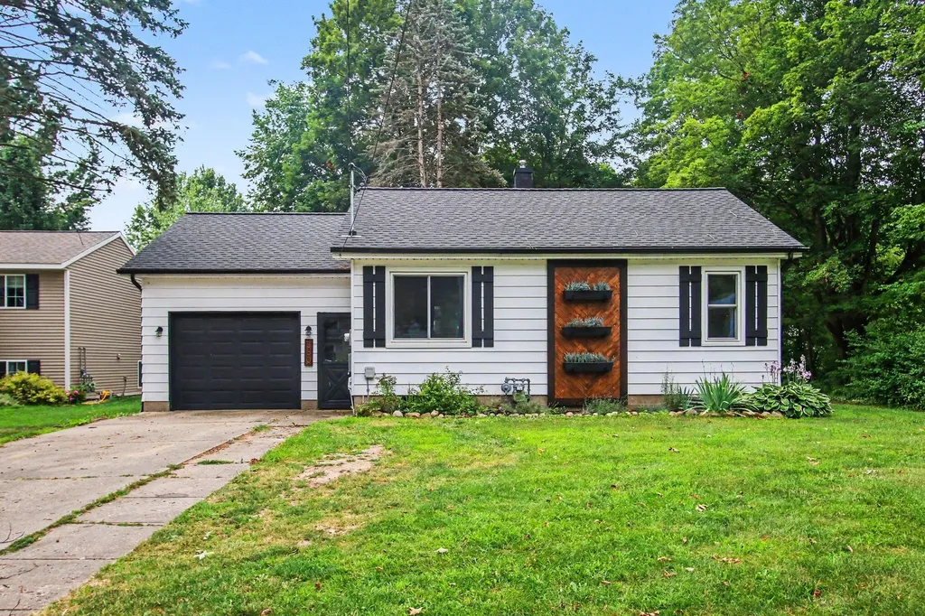 350 E Superior Street Wayland City MI 49348
