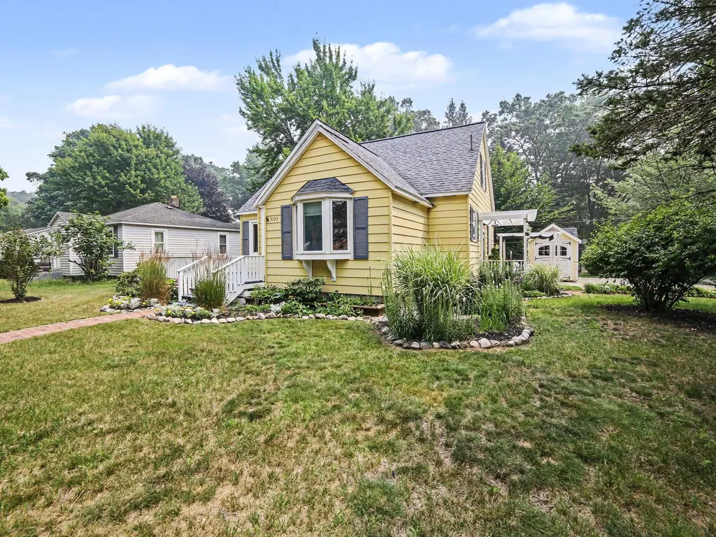 5133 Osmun Street Montague City MI 49437