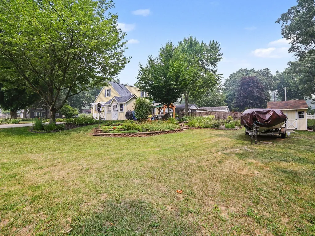 5133 Osmun Street Montague City MI 49437
