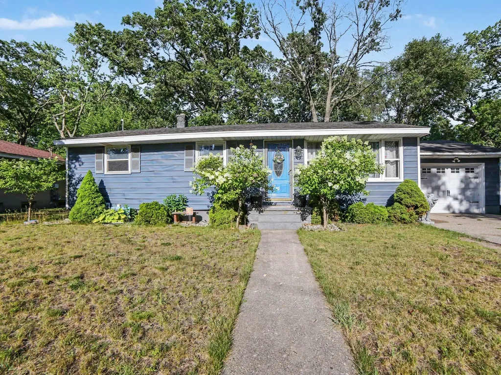1324 Eastwood Drive Muskegon City MI 49442