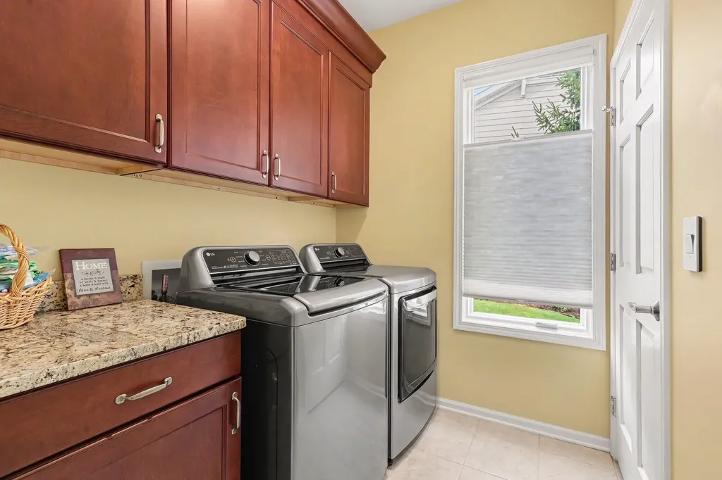 3861 Crystal Waters Lane NE Plainfield Charter Township MI 49525