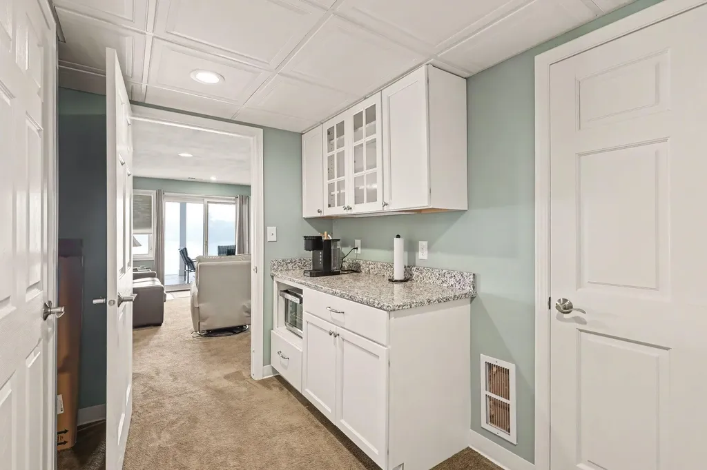 3861 Crystal Waters Lane NE Plainfield Charter Township MI 49525