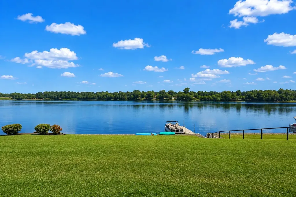 3861 Crystal Waters Lane NE Plainfield Charter Township MI 49525
