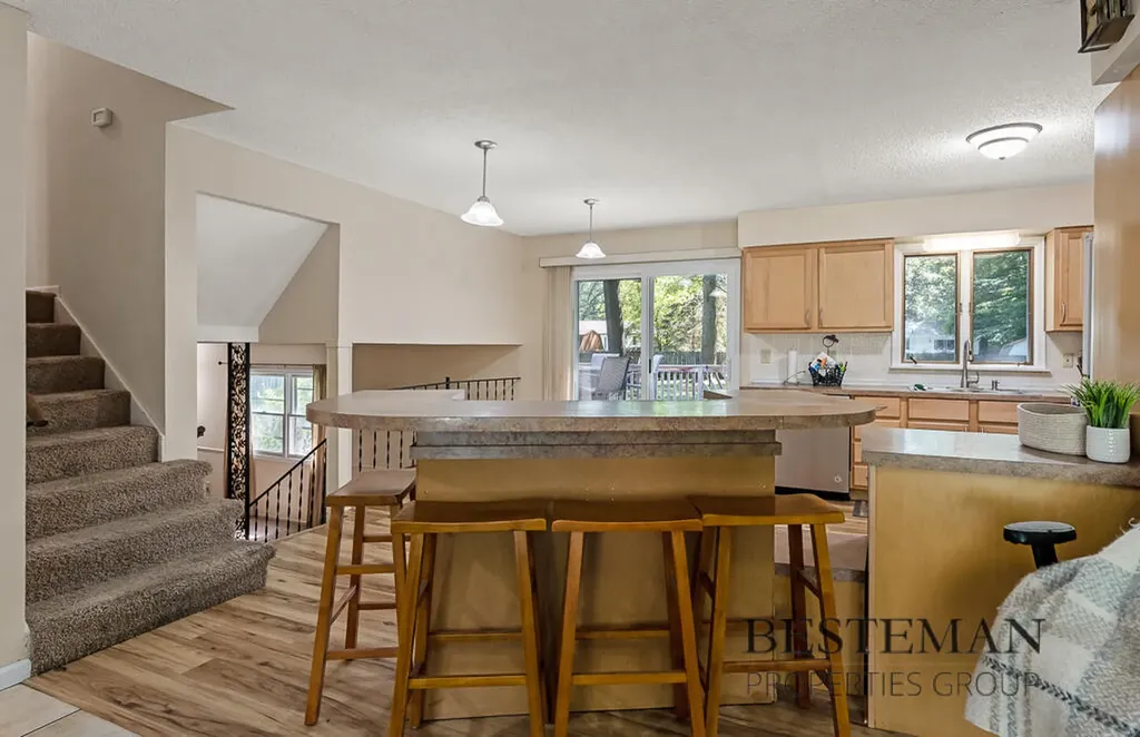 944 W Fennwood Circle Laketon Township MI 49445