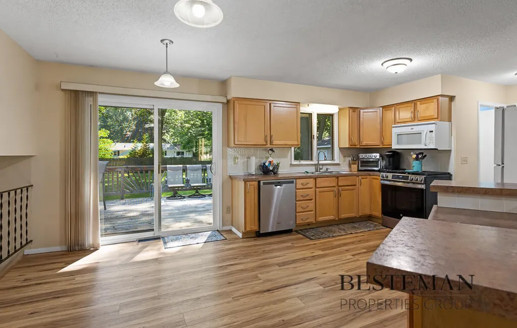 944 W Fennwood Circle Laketon Township MI 49445