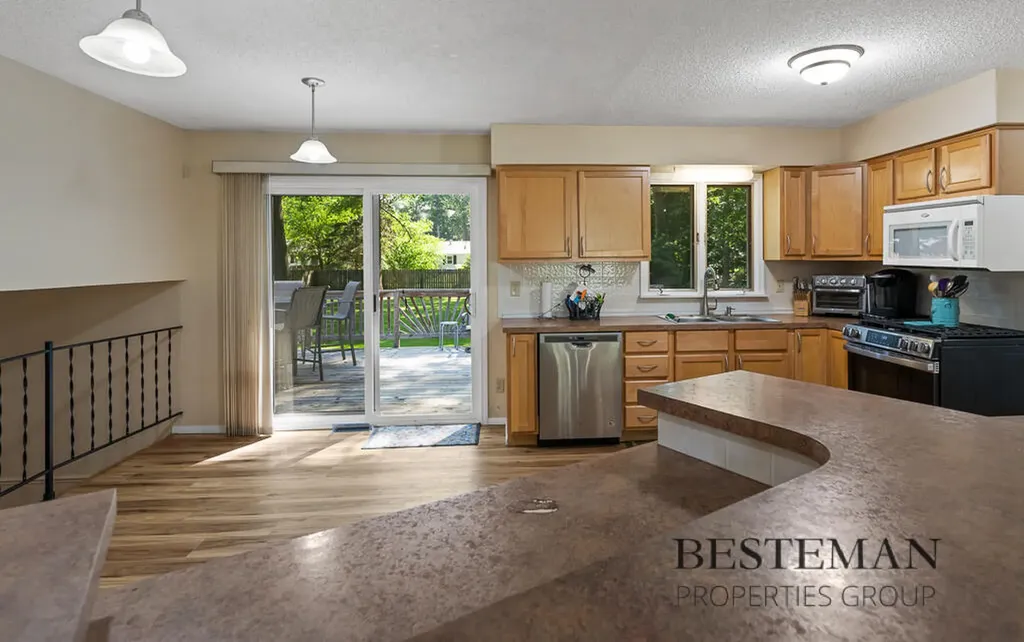 944 W Fennwood Circle Laketon Township MI 49445