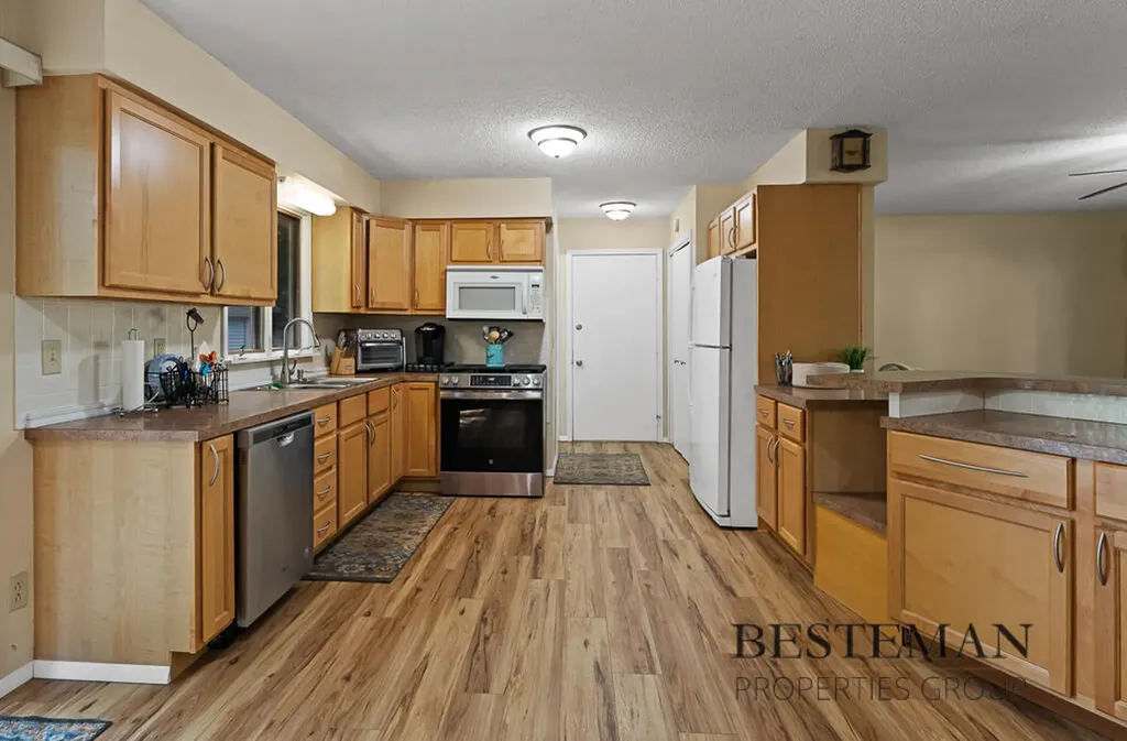 944 W Fennwood Circle Laketon Township MI 49445