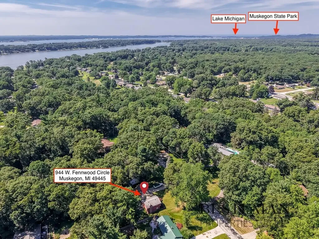 944 W Fennwood Circle Laketon Township MI 49445