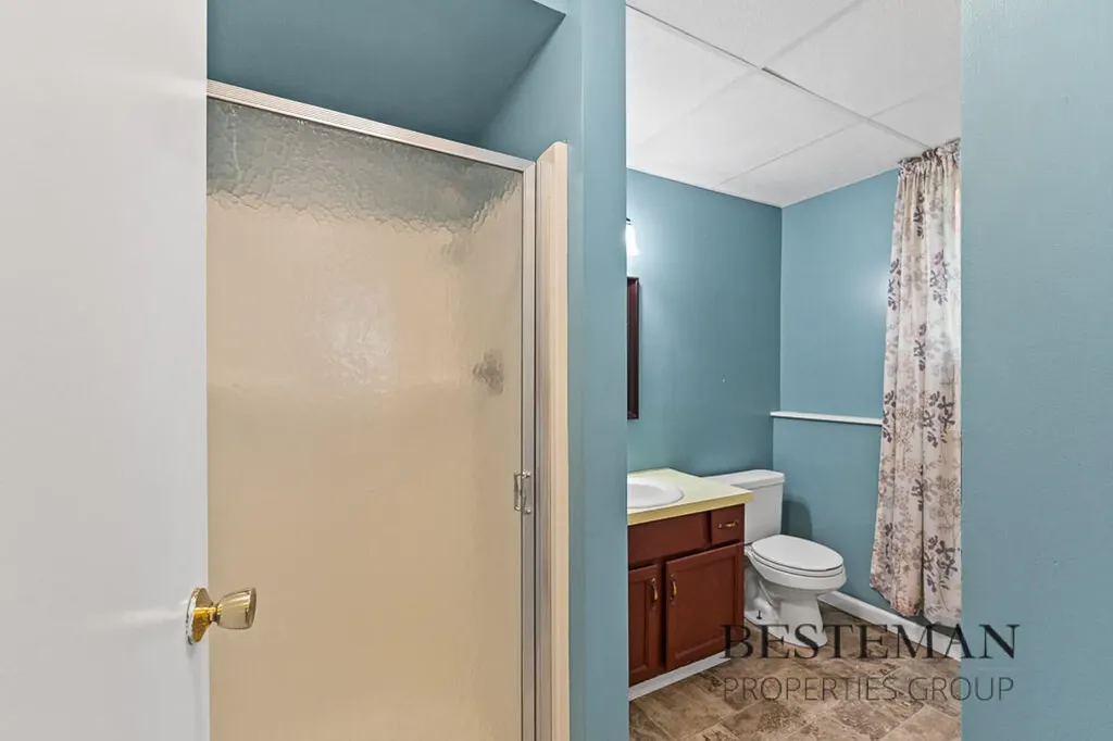 944 W Fennwood Circle Laketon Township MI 49445