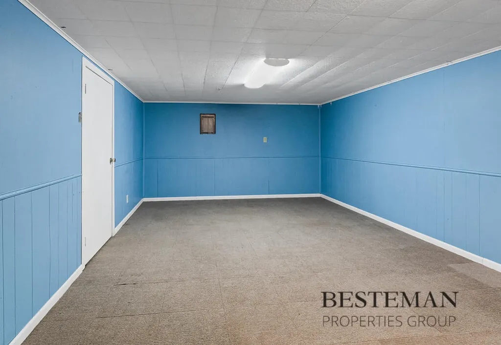 944 W Fennwood Circle Laketon Township MI 49445