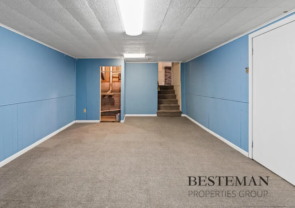 944 W Fennwood Circle Laketon Township MI 49445